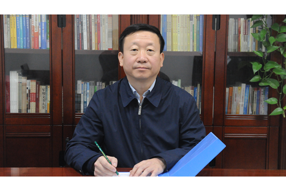 崔曉東(中共中央保密委員會辦公室(國家保密局)宣傳教育司司長、新聞發言人) 崔曉東(中共中央保密委員會辦公室(國家保密局)宣傳教育司司長、新聞發言人)