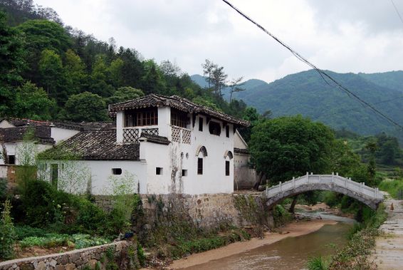 嶺下蘇村 嶺下蘇村