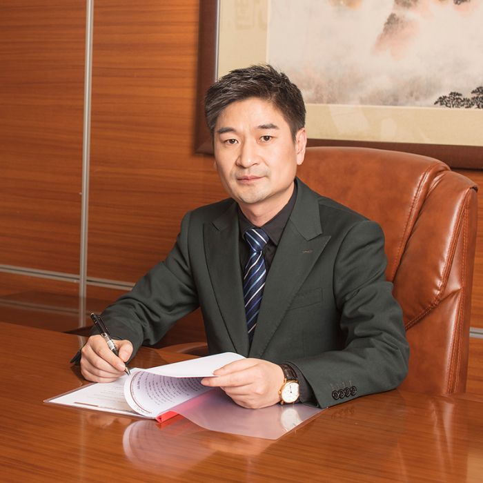 賀建國(成都賀氏品牌管理有限公司董事長) 賀建國(成都賀氏品牌管理有限公司董事長)