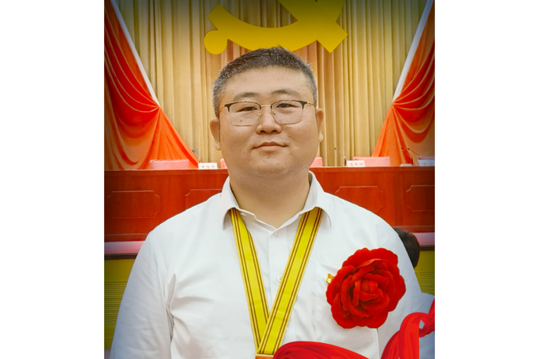 曹彬(中節能風力發電股份公司本部第二黨支部書記) 曹彬(中節能風力發電股份公司本部第二黨支部書記)