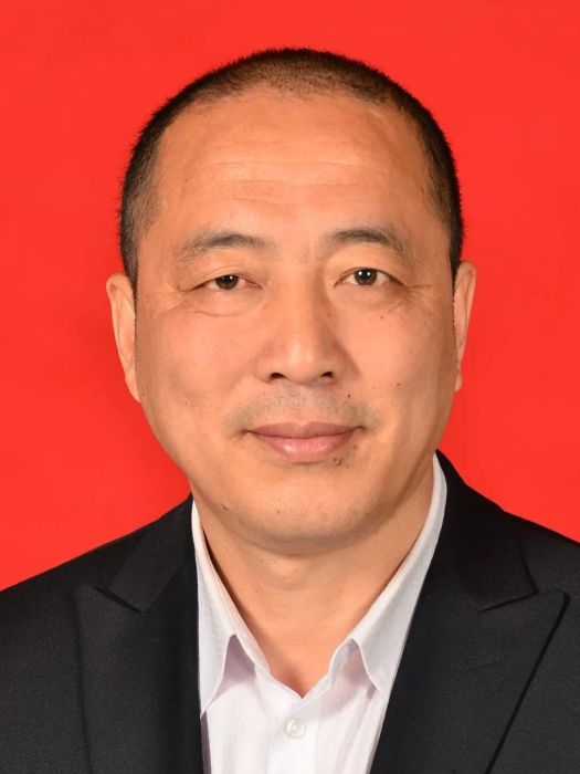 李德成(上海靜安城市發展公司靜環環衛分公司技師) 李德成(上海靜安城市發展公司靜環環衛分公司技師)
