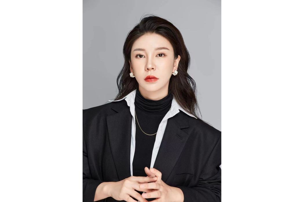 伊南(森林品牌管理(珠海)有限公司董事長兼CEO) 伊南(森林品牌管理(珠海)有限公司董事長兼CEO)