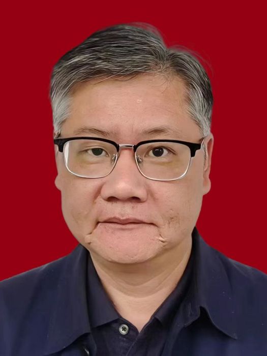 熊建國(湖南省常德市武陵區鄉村振興局黨組書記、局長) 熊建國(湖南省常德市武陵區鄉村振興局黨組書記、局長)