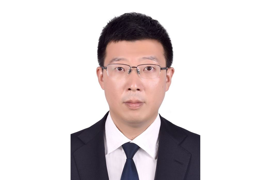 夏煒(江蘇省南京市鼓樓區人民政府黨組成員,市公安局鼓樓分局黨委書記、局長、督察長) 夏煒(江蘇省南京市鼓樓區人民政府黨組成員,市公安局鼓樓分局黨委書記、局長、督察長)