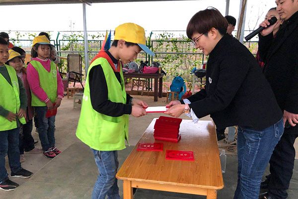 唐金華(永州市冷水灘區頤和社會助老中心主任) 唐金華(永州市冷水灘區頤和社會助老中心主任)