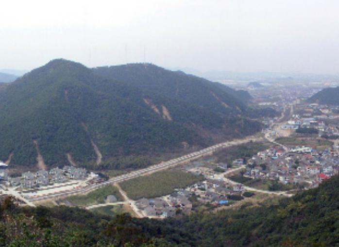 九峰山社區 九峰山社區