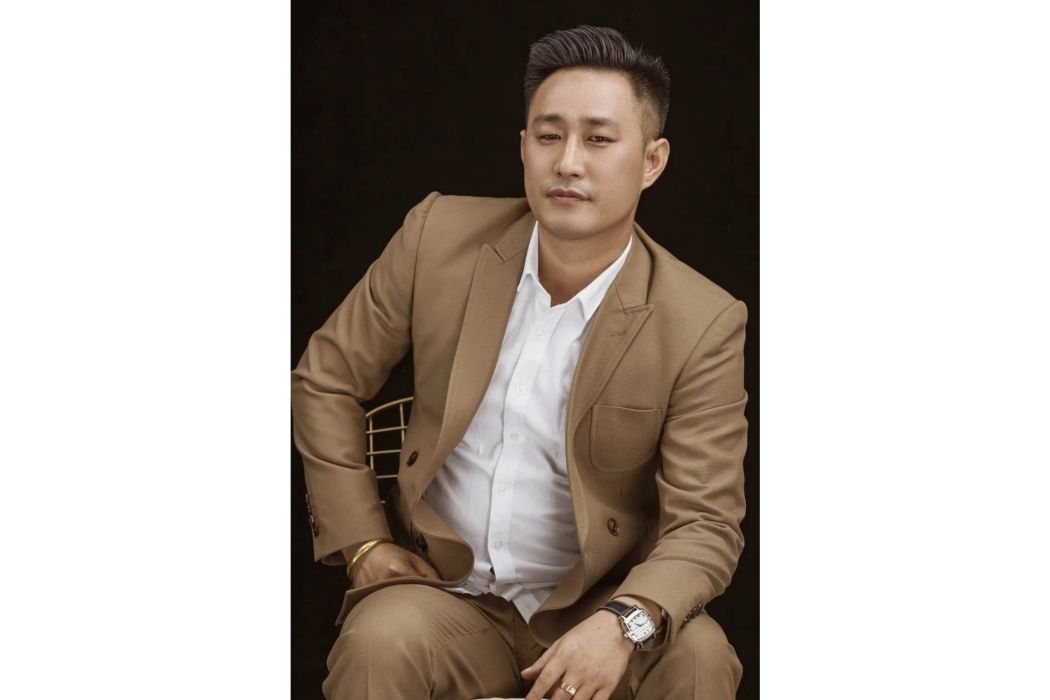 白白(中國內地演員) 白白(中國內地演員)