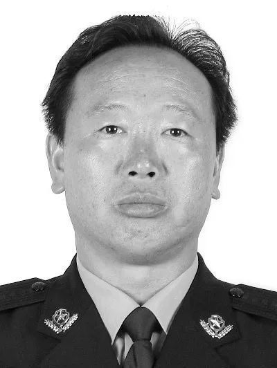 何建平(蘭坪縣看守所原一級警長) 何建平(蘭坪縣看守所原一級警長)