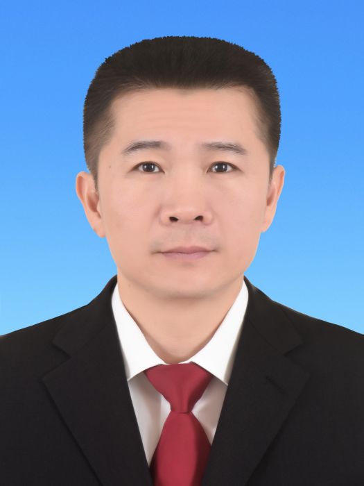 謝聖忠(漳州市南靖縣船場鎮黨委書記) 謝聖忠(漳州市南靖縣船場鎮黨委書記)