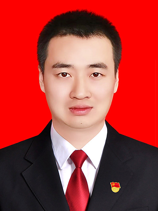 孫思成(榆樹市五棵樹鎮副鎮長) 孫思成(榆樹市五棵樹鎮副鎮長)