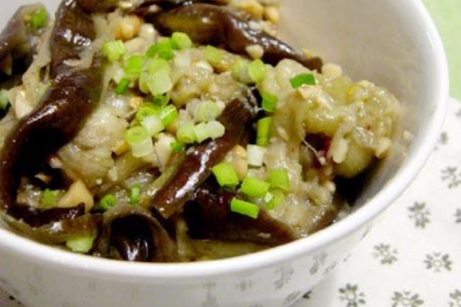 噴香拌茄子 噴香拌茄子