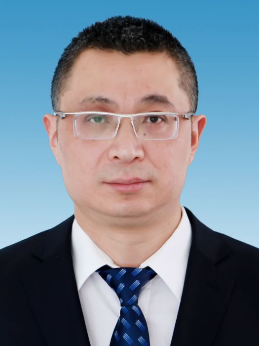 周華(四川省成都市溫江區行政審批局黨組成員、副局長) 周華(四川省成都市溫江區行政審批局黨組成員、副局長)