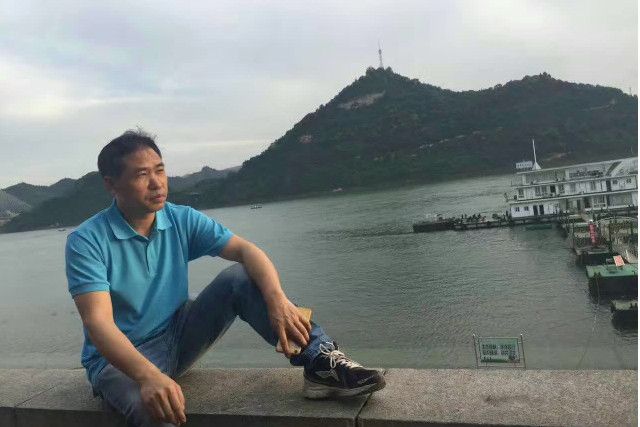 邱紅根