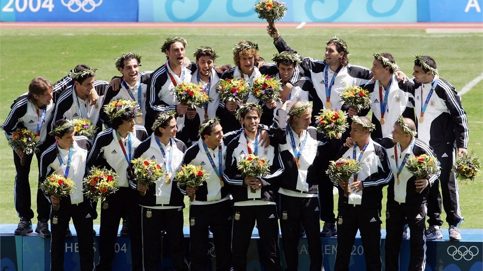 2004年雅典奧運會男足金牌