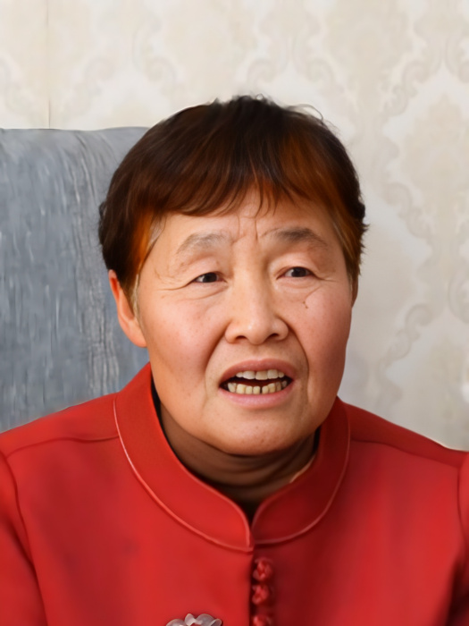 董春華(河北省灤平縣第二中學原生物教師,航天員王浩澤母親) 董春華(河北省灤平縣第二中學原生物教師,航天員王浩澤母親)