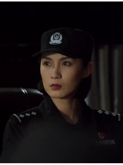 唐詩雨(犯罪電影《辣警狂花1》中的角色) 唐詩雨(犯罪電影《辣警狂花1》中的角色)