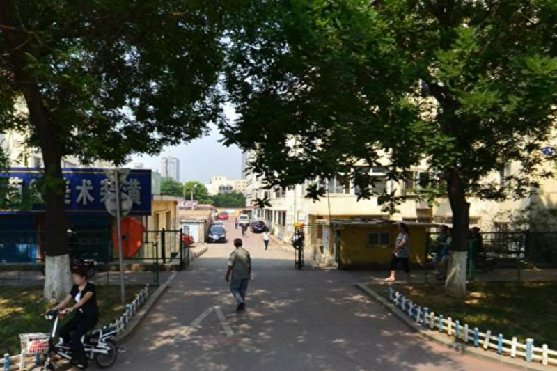 八一里 八一里