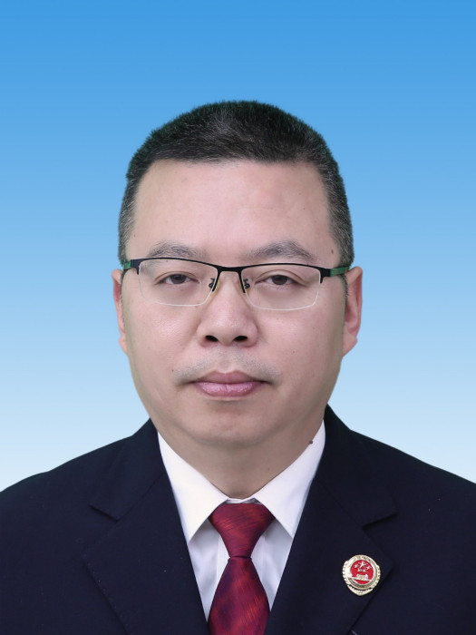 王挺(四川省宜賓市敘州區人民檢察院黨組副書記、常務副檢察長) 王挺(四川省宜賓市敘州區人民檢察院黨組副書記、常務副檢察長)