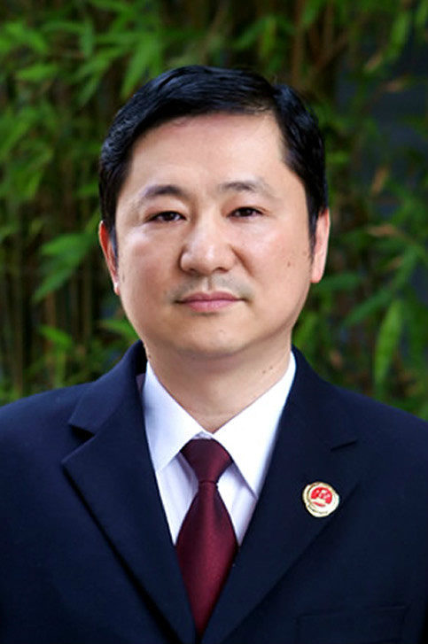 金鑫(湖北省人民檢察院黨組成員、副檢察長)