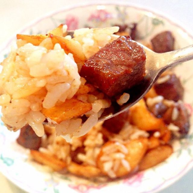 牛肉粒炒飯 牛肉粒炒飯