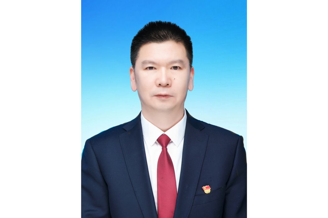 李震(遼寧省盤錦市大窪區政府副區長、二級調研員) 李震(遼寧省盤錦市大窪區政府副區長、二級調研員)
