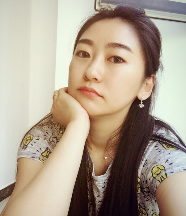 王芳(中央民族大學美術學院影像設計專業教師) 王芳(中央民族大學美術學院影像設計專業教師)