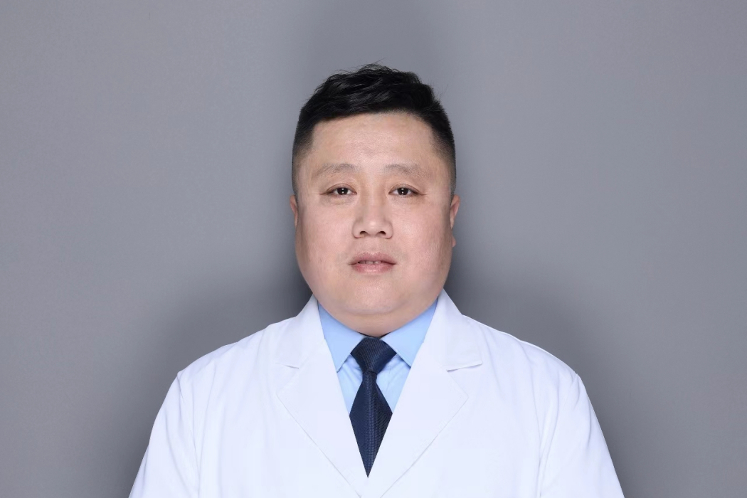 馬德山(哈爾濱強直風濕醫院執業醫師) 馬德山(哈爾濱強直風濕醫院執業醫師)