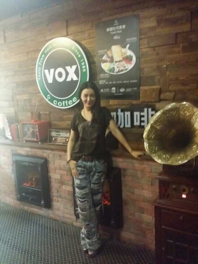 VOX COFFEE咖啡店