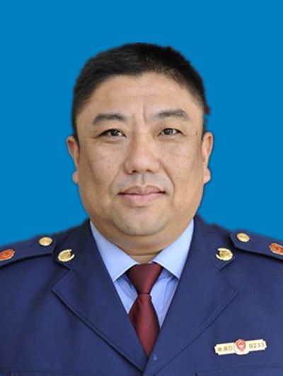 尹波(湖南省湘潭市岳塘區市場監督管理局黨組成員、副局長) 尹波(湖南省湘潭市岳塘區市場監督管理局黨組成員、副局長)