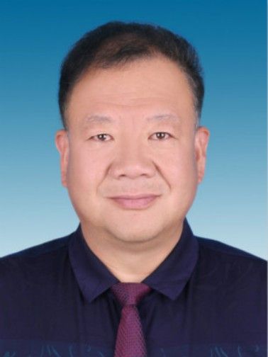 李進賢(甘肅省嘉峪關市文化和旅遊局黨組成員、副局長) 李進賢(甘肅省嘉峪關市文化和旅遊局黨組成員、副局長)