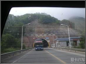天巉公路山體隧道