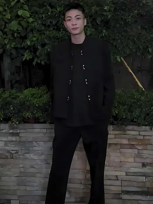 李傲.叉 李傲.叉