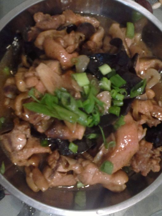 冬菇炒滑雞 冬菇炒滑雞
