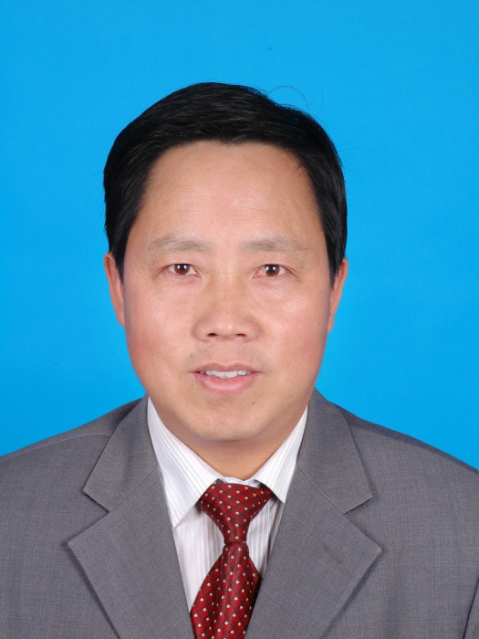 李用奇 李用奇