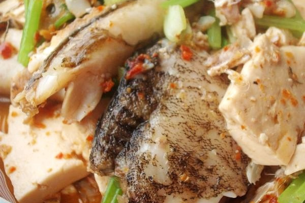 魚燜豆腐