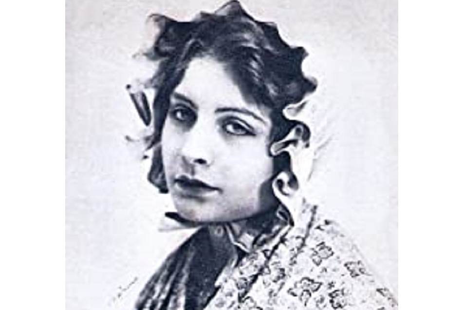 Yvonne Sergyl Yvonne Sergyl