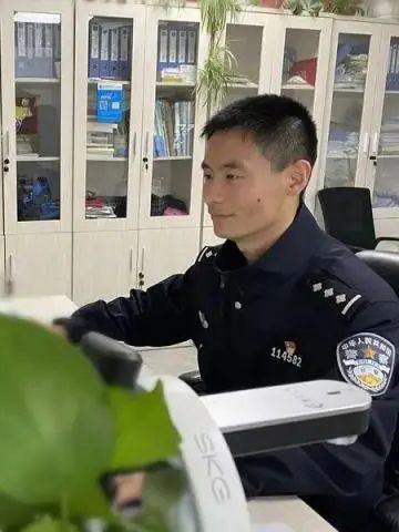 劉獻國(西湖區公安分局玉泉派出所的“反詐大使”民警) 劉獻國(西湖區公安分局玉泉派出所的“反詐大使”民警)