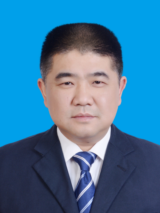 彭濤(開陽縣商務和投資促進局黨組成員、副局長) 彭濤(開陽縣商務和投資促進局黨組成員、副局長)