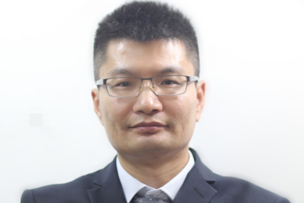劉建永(著名調查記者、著名律師、作家、社會活動家) 劉建永(著名調查記者、著名律師、作家、社會活動家)