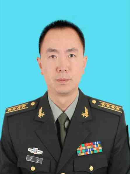 馬傑(陽泉市委常委、陽泉軍分區政治委員) 馬傑(陽泉市委常委、陽泉軍分區政治委員)