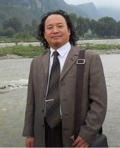 何正明(中國國畫家協會理事) 何正明(中國國畫家協會理事)