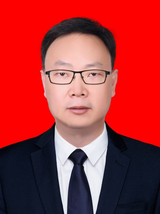 陳興華(上海市嘉定區財政局副局長、三級調研員,致公黨嘉定區委主委) 陳興華(上海市嘉定區財政局副局長、三級調研員,致公黨嘉定區委主委)