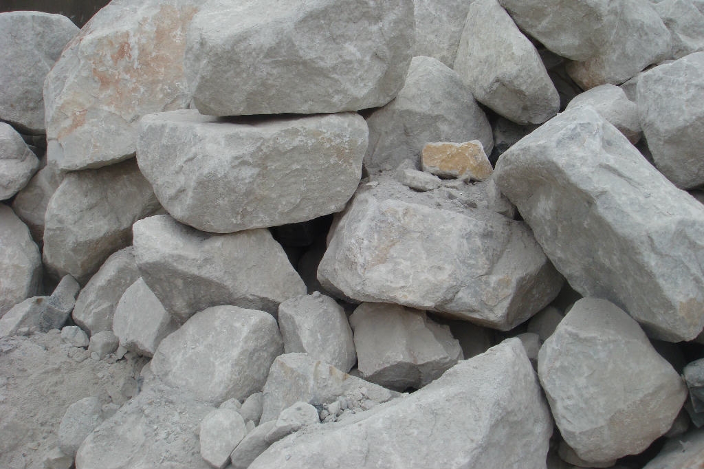 黏土石灰石