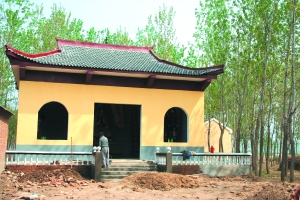 改建後的天齊廟拜殿