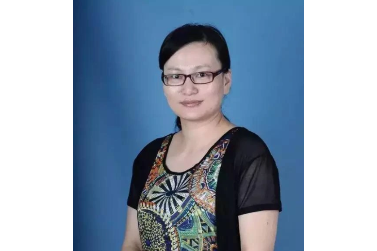 儲敏(高級工藝美術師) 儲敏(高級工藝美術師)