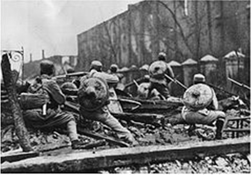 主力由客家人組成的十九路軍在上海抗擊日軍