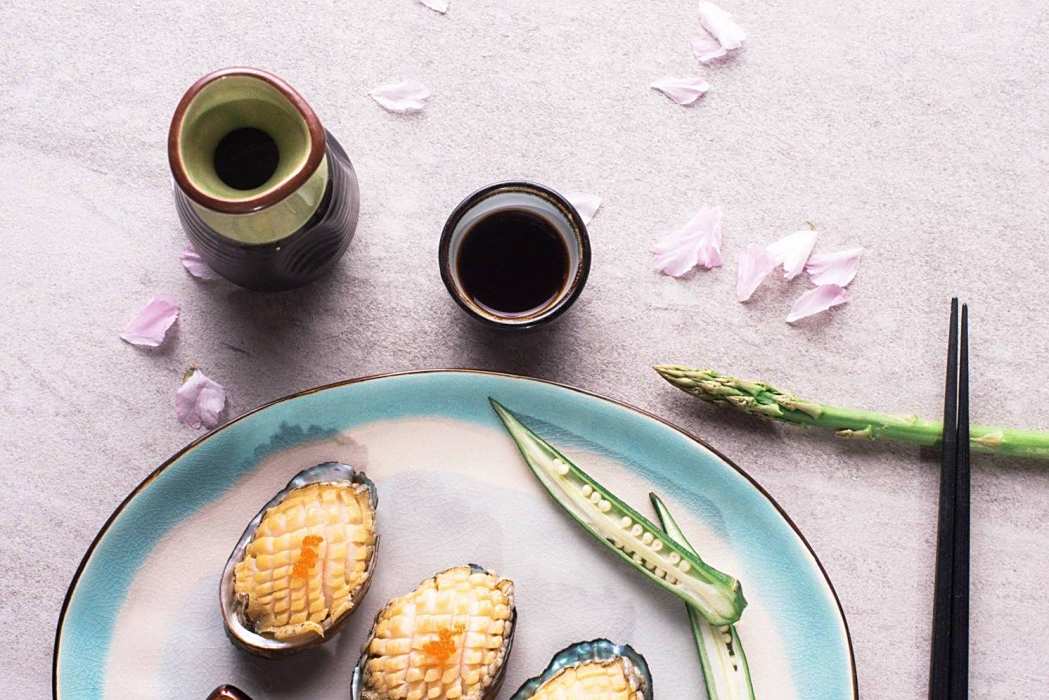 鮮活鮑魚sashimi