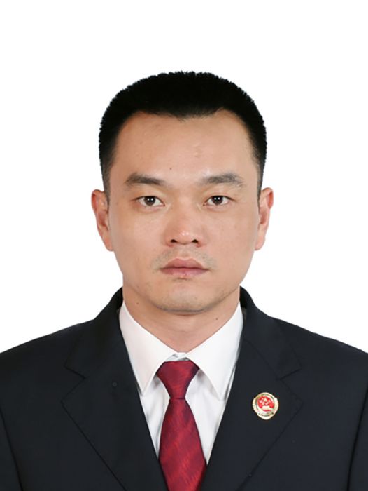 余偉(廣東省梅州市大埔縣人力資源和社會保障局黨組書記、局長) 余偉(廣東省梅州市大埔縣人力資源和社會保障局黨組書記、局長)