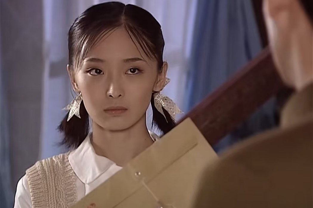 何麗(諜戰劇《江城令》中的角色) 何麗(諜戰劇《江城令》中的角色)