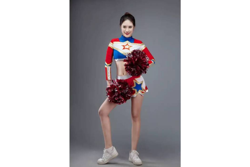 王璐(中國女模特) 王璐(中國女模特)